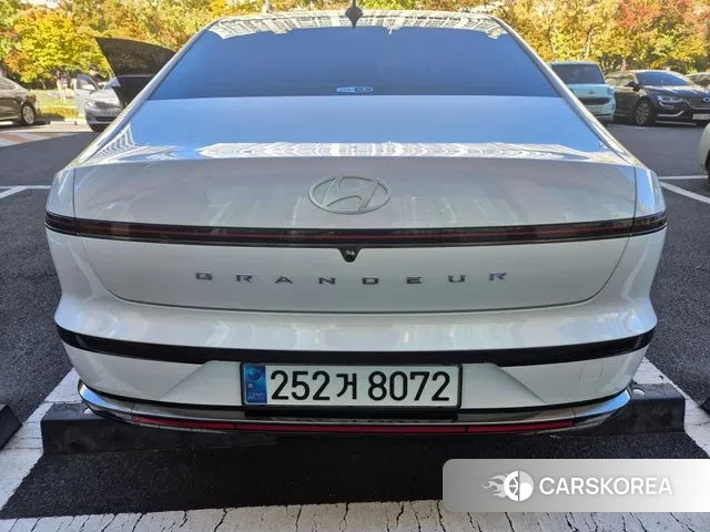 Hyundai Grandeur Hybrid (GN7) id 3294694 из Кореи 13