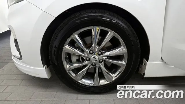 Kia The New Carnival id 2886989 из Кореи 15