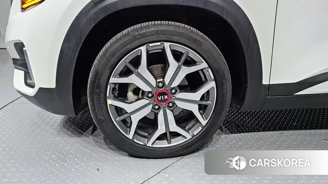 Kia Seltos id 3182645 из Кореи 15