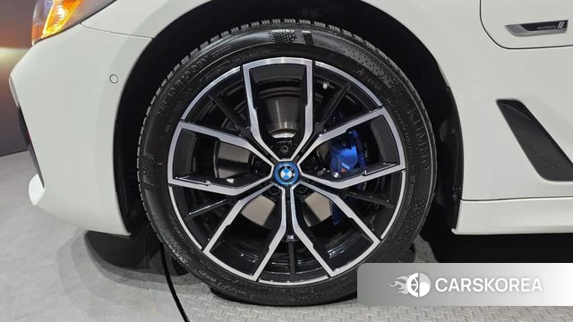 BMW 5 Series (G30) id 3963991 из Кореи 15