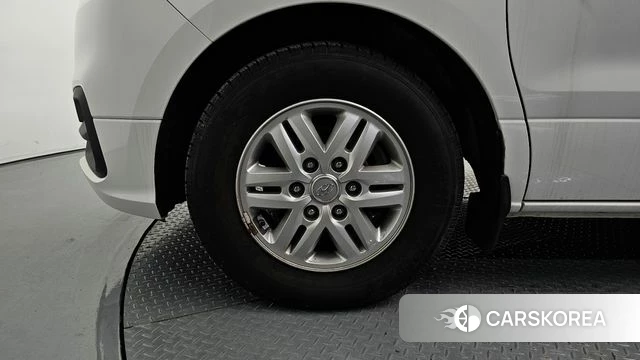 Hyundai The New Grand Starex id 4737184 из Кореи 15
