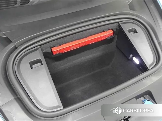 Porsche Taycan id 3047996 из Кореи 15