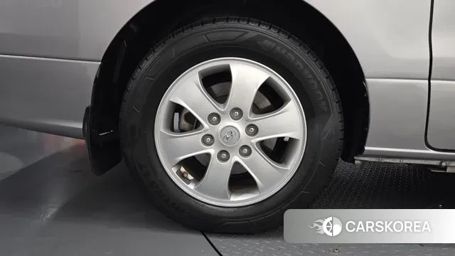 Hyundai The New Grand Starex id 3488846 из Кореи 15