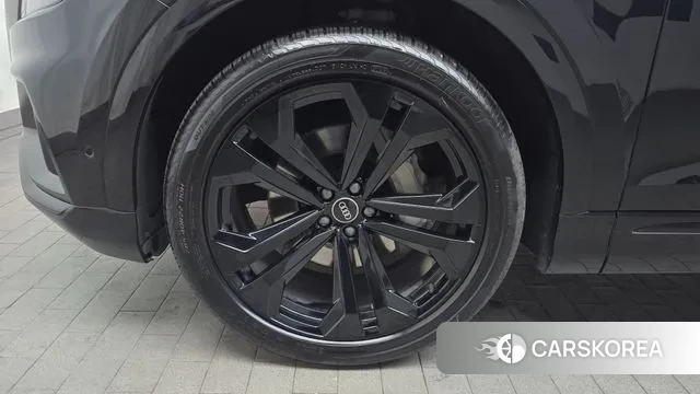 Audi Q8 (4M) id 3664836 из Кореи 15