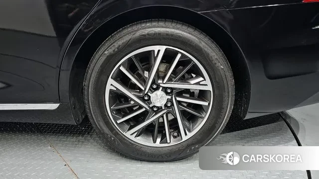 Hyundai The New Grandeur IG id 3233328 из Кореи 15