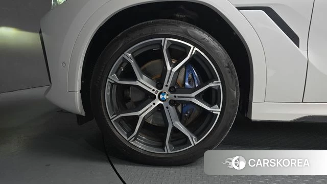 BMW X6 (G06) id 4676418 из Кореи 15