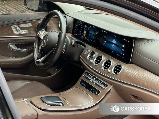 Mercedes-Benz E-class PHEV id 3920479 из Китая 15