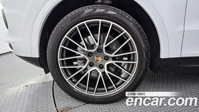 Porsche Cayenne (PO536) id 2921731 из Кореи 15