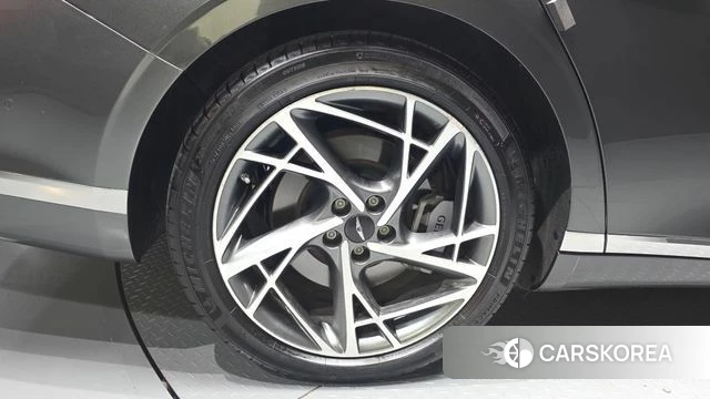 Genesis G90 (RS4) id 4186561 из Кореи 15