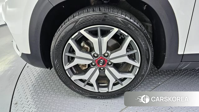 Kia Seltos id 4283811 из Кореи 25