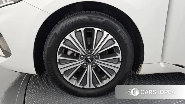 Kia K7 Premier Hybrid id 3242725 из Кореи 15