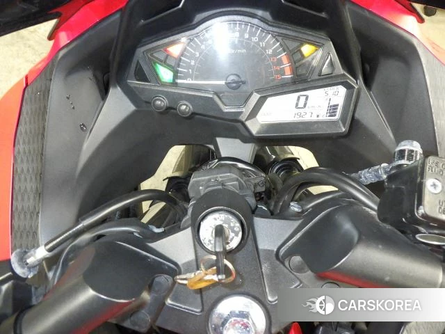 Kawasaki NINJA 250 id 3947001 из Японии 27
