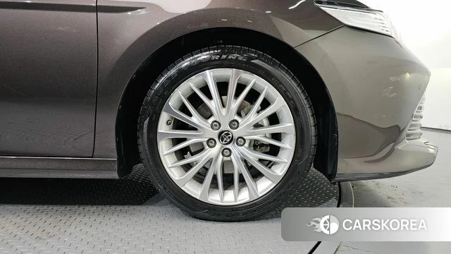 Toyota Camry (XV70) id 3886176 из Кореи 15