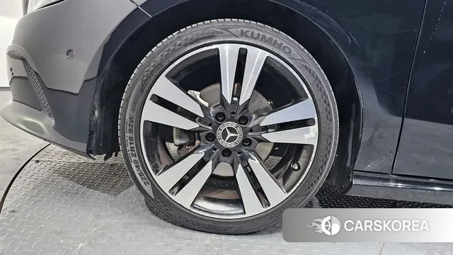 Mercedes-Benz A-Class W176 id 3429429 из Кореи 15