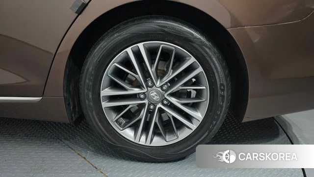 Hyundai Grandeur IG id 3853495 из Кореи 15