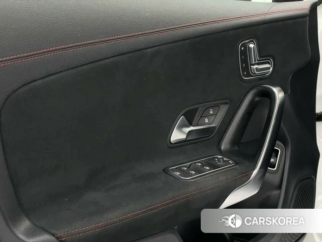 Mercedes-Benz CLA (import) id 4263712 из Китая 20