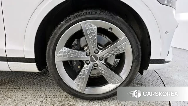 Genesis GV70 id 3654661 из Кореи 15