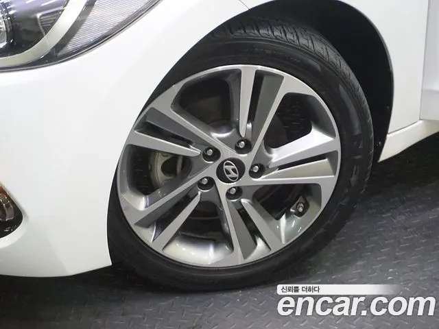 Hyundai Avante AD id 2662657 из Кореи 15