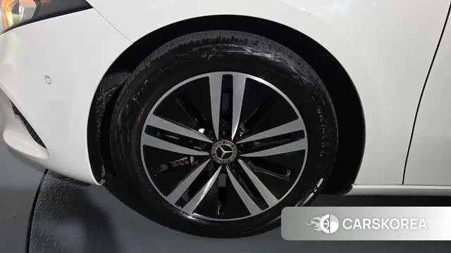 Mercedes-Benz A-Class W177 id 3378203 из Кореи 15