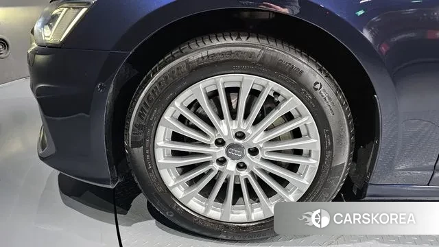 Audi A6 (C8) id 3313071 из Кореи 15