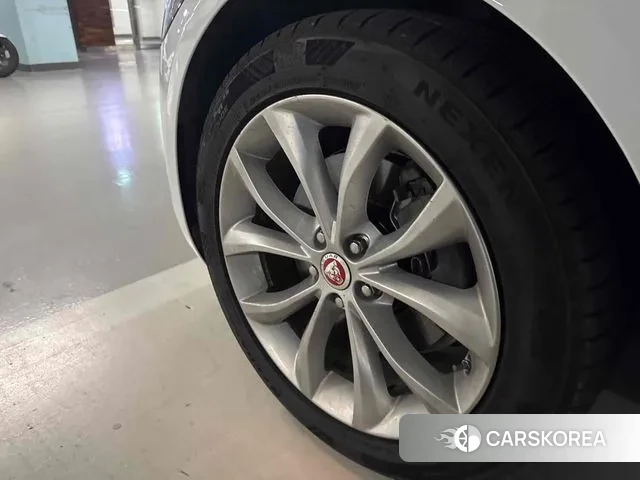 Jaguar XF (X260) 2019 Белый из Кореи, фото 6