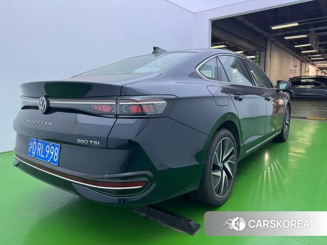 Volkswagen Magotan 2024 Черный из Китая, фото 5