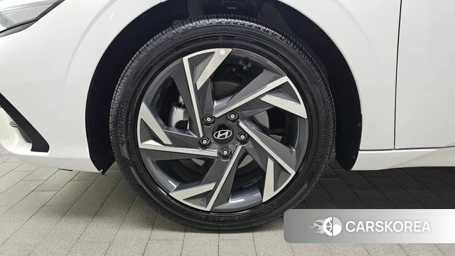 Hyundai The New Avante (CN7) id 3952649 из Кореи 15