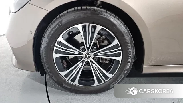 Mercedes-Benz E-Class W214 id 3663927 из Кореи 16