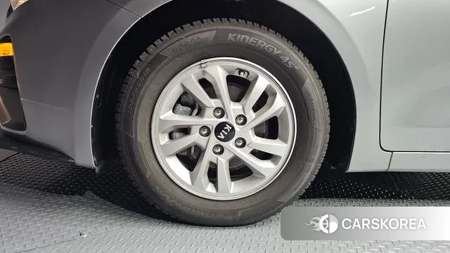 Kia Come New K3 id 3243731 из Кореи 15