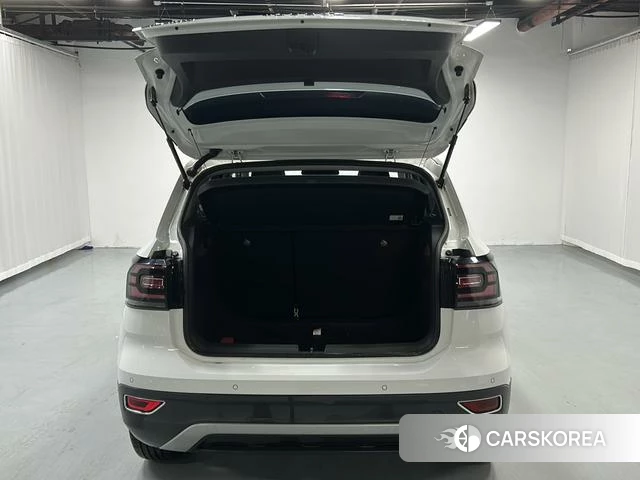 Volkswagen Exploring the shadow id 4242472 из Китая 15