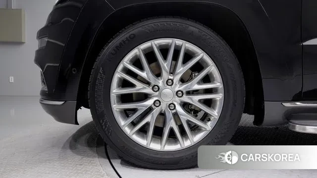 Jeep Grand Cherokee id 3687550 из Кореи 15