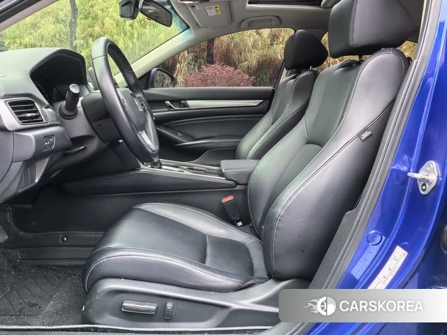 Honda Accord id 4220979 из Китая 16