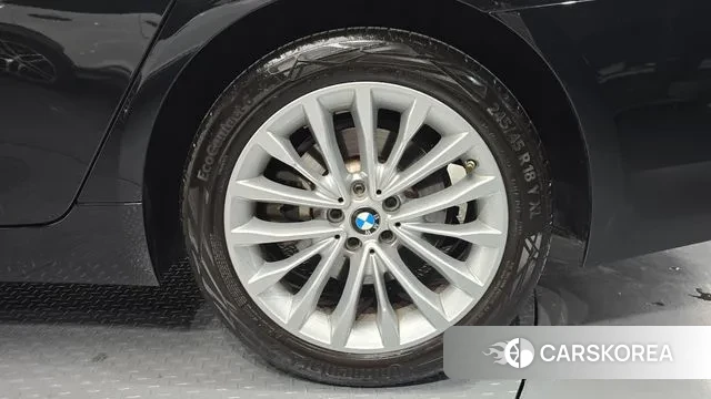 BMW 5 Series (G30) id 3664817 из Кореи 15