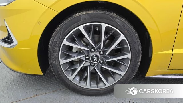 Hyundai Sonata (DN8) id 3867125 из Кореи 15