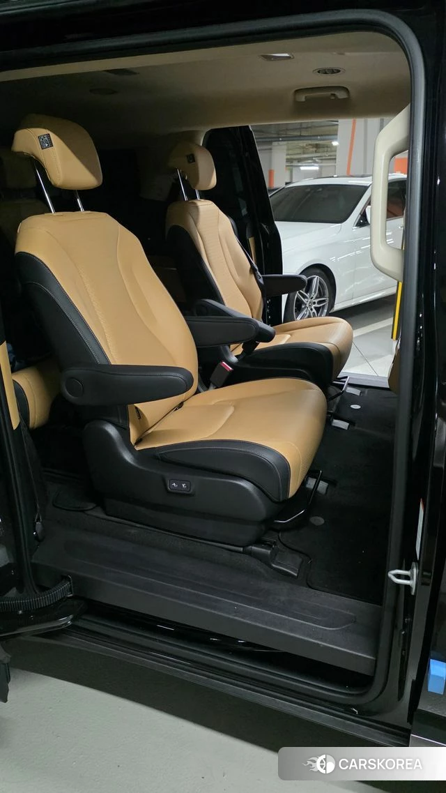 Kia Carnival 4th generation 2022 Черный из Кореи, фото 5