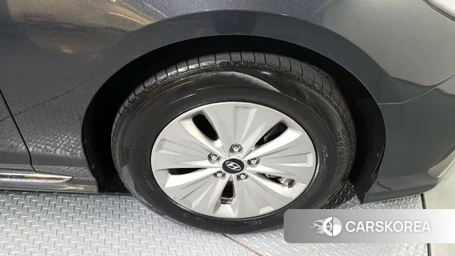 Hyundai Sonata New Rise Hybrid id 3313452 из Кореи 15