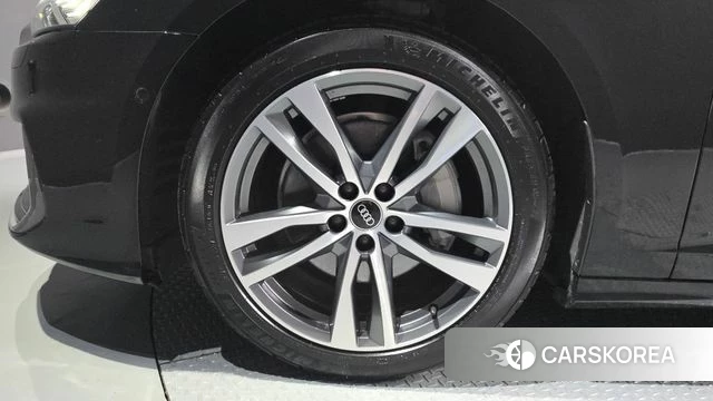 Audi A6 (C8) id 4201456 из Кореи 27