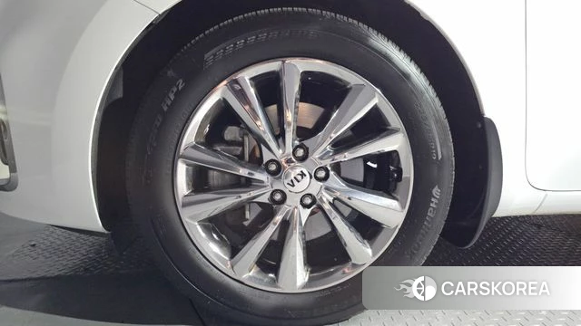 Kia The New Carnival id 4728193 из Кореи 32