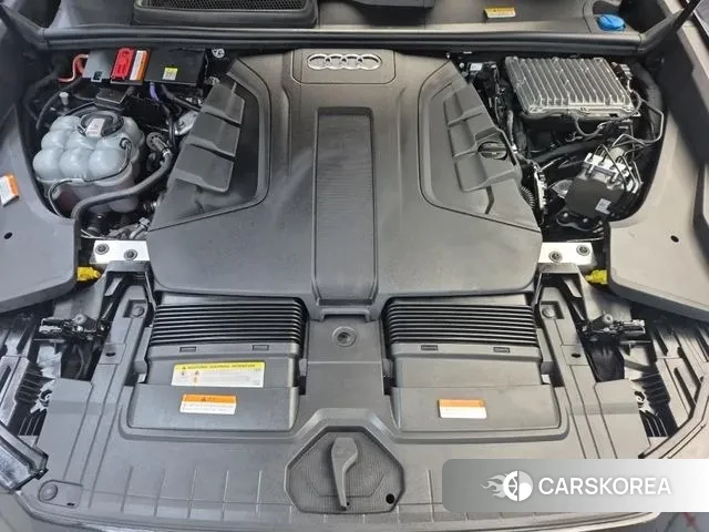 Audi Q8 (4M) id 3008393 из Кореи 14