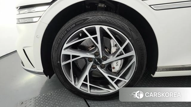 Genesis G90 (RS4) id 4433889 из Кореи 31