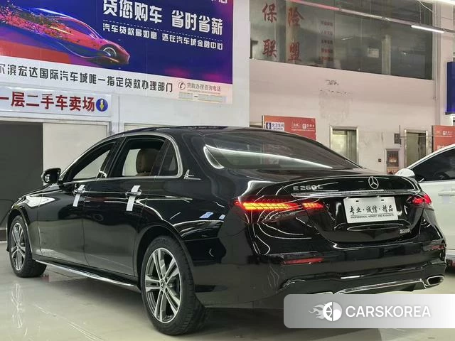Mercedes-Benz E-class 2022 Черный из Китая, фото 5