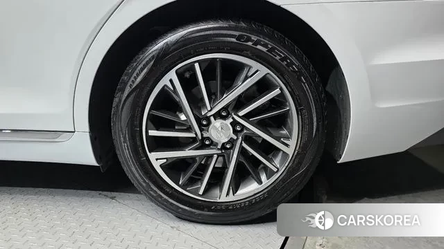 Hyundai The New Grandeur IG id 3646468 из Кореи 15