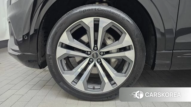 Audi Q8 (4M) id 3858681 из Кореи 15