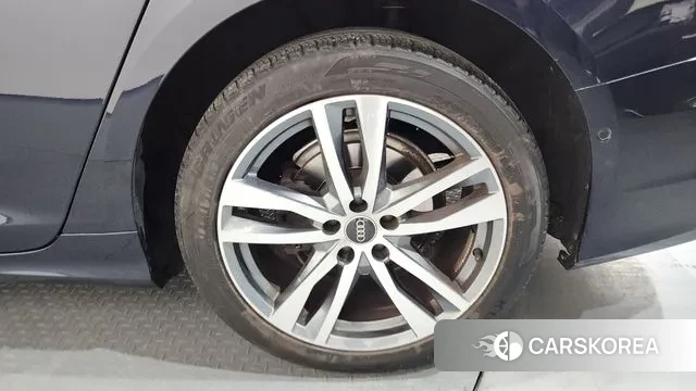 Audi A6 (C8) id 3581225 из Кореи 15