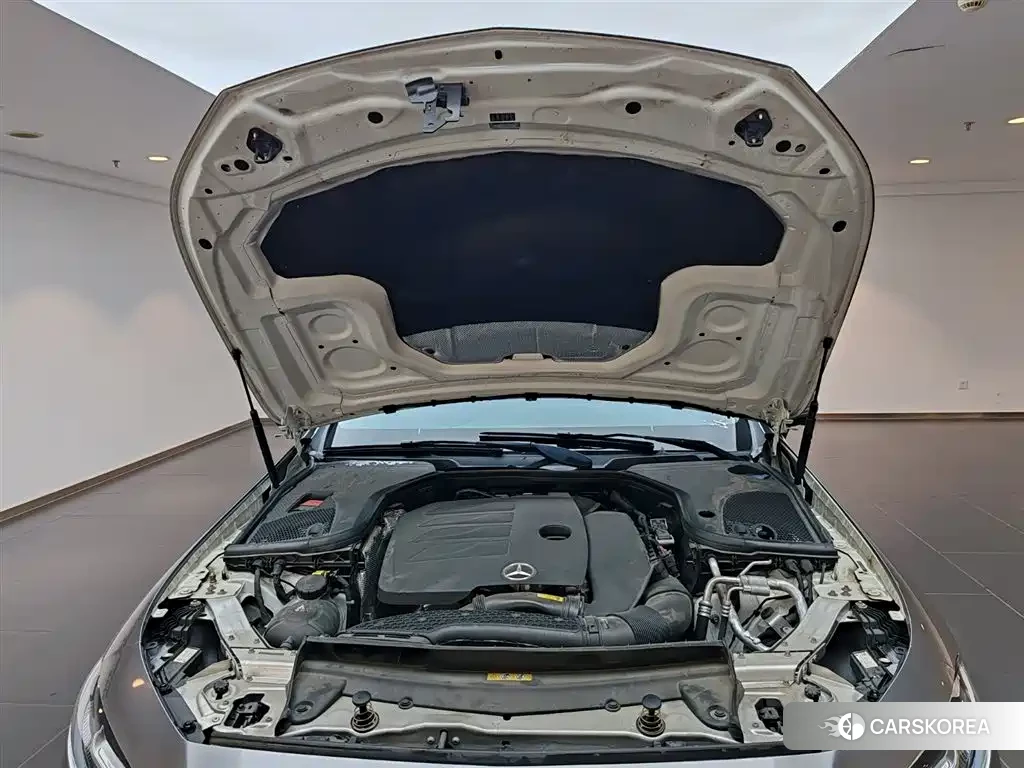 Mercedes-Benz CLS id 4589530 из Китая 13
