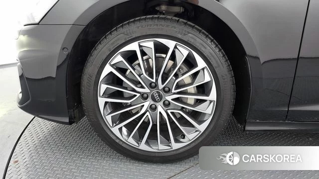 Audi A6 (C8) id 4359947 из Кореи 29