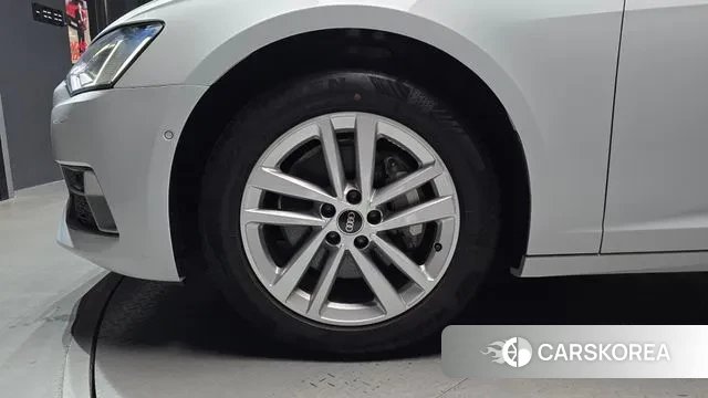 Audi A6 (C8) id 3550281 из Кореи 15