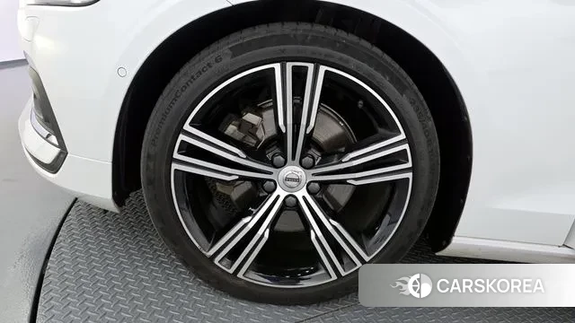 Volvo S60 3rd generation id 3038376 из Кореи 15