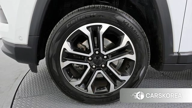 Jeep Compass 2nd Generation id 4316120 из Кореи 27