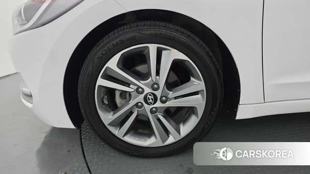 Hyundai Avante AD id 4318180 из Кореи 15